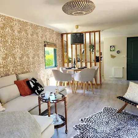 Natuurhuisje De Zwaluw *